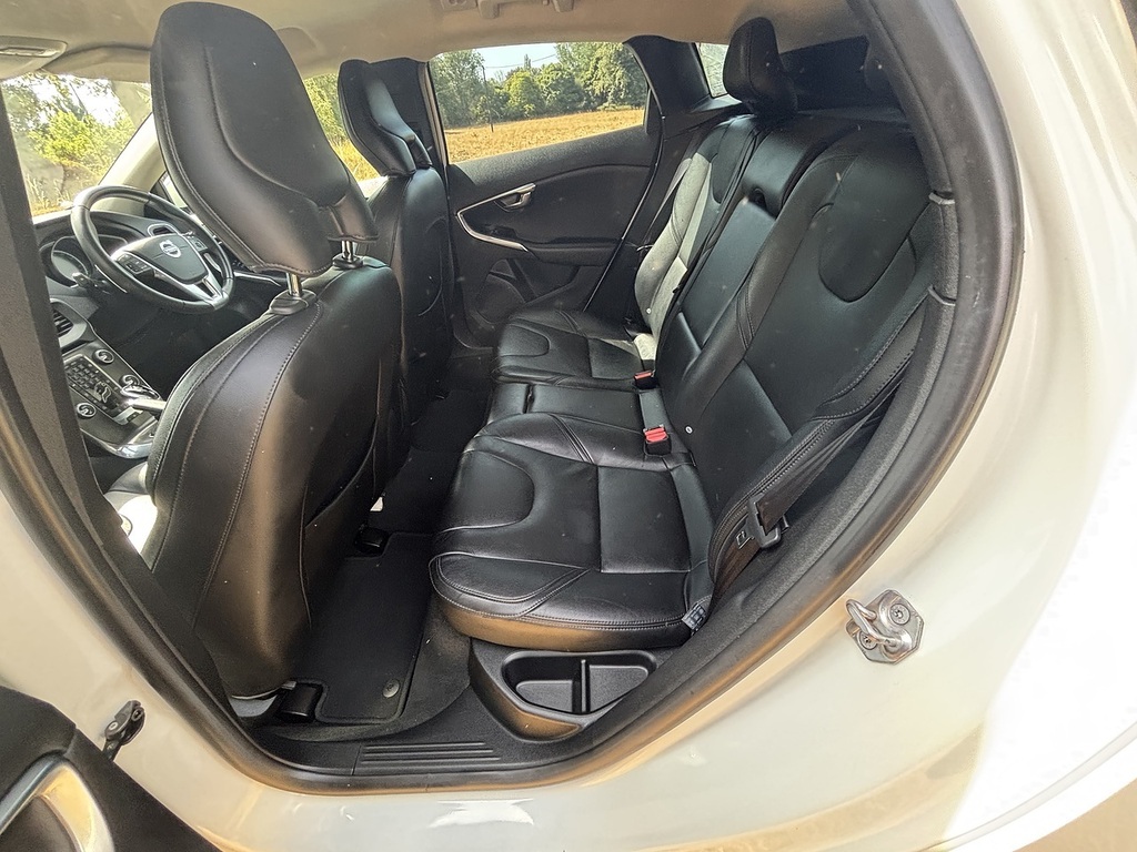 Volvo V40 2.0 T3 R-design Lux Nav 150 Bhp 1 Owner Sat Nav Grey #23