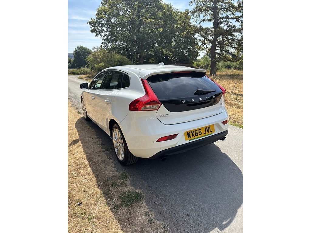 Volvo V40 2.0 T3 R-design Lux Nav 150 Bhp 1 Owner Sat Nav Grey #13