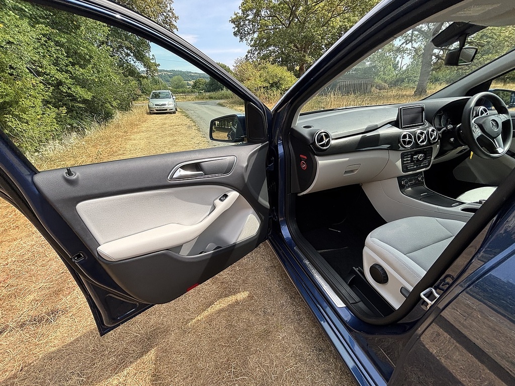 Mercedes-Benz B Class 1.8 B180 Cdi Blueefficiency Se 7G-dct Euro 5 Ss Blue #17