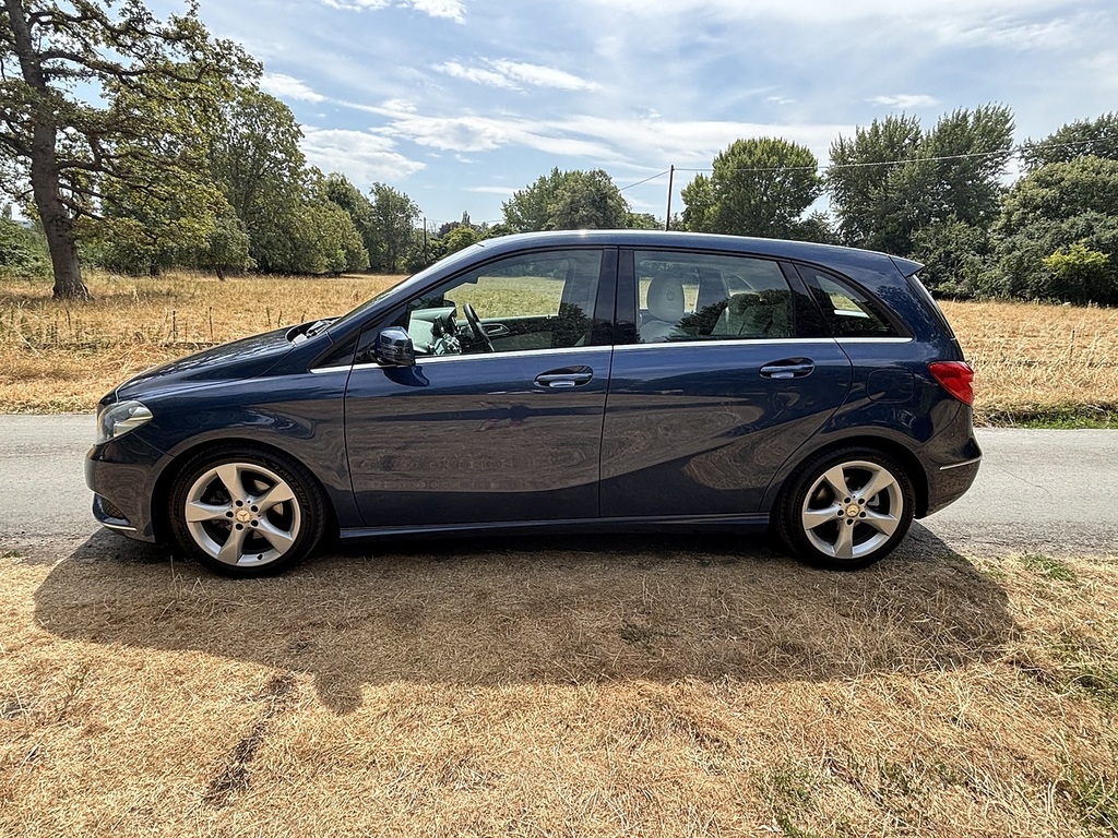 Mercedes-Benz B Class B180 Blueefficiency Sport U556590 Blue #4