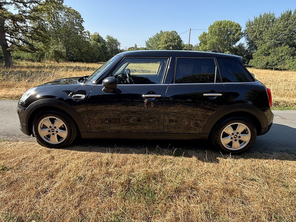 Mini Hatch U556471 Black #4