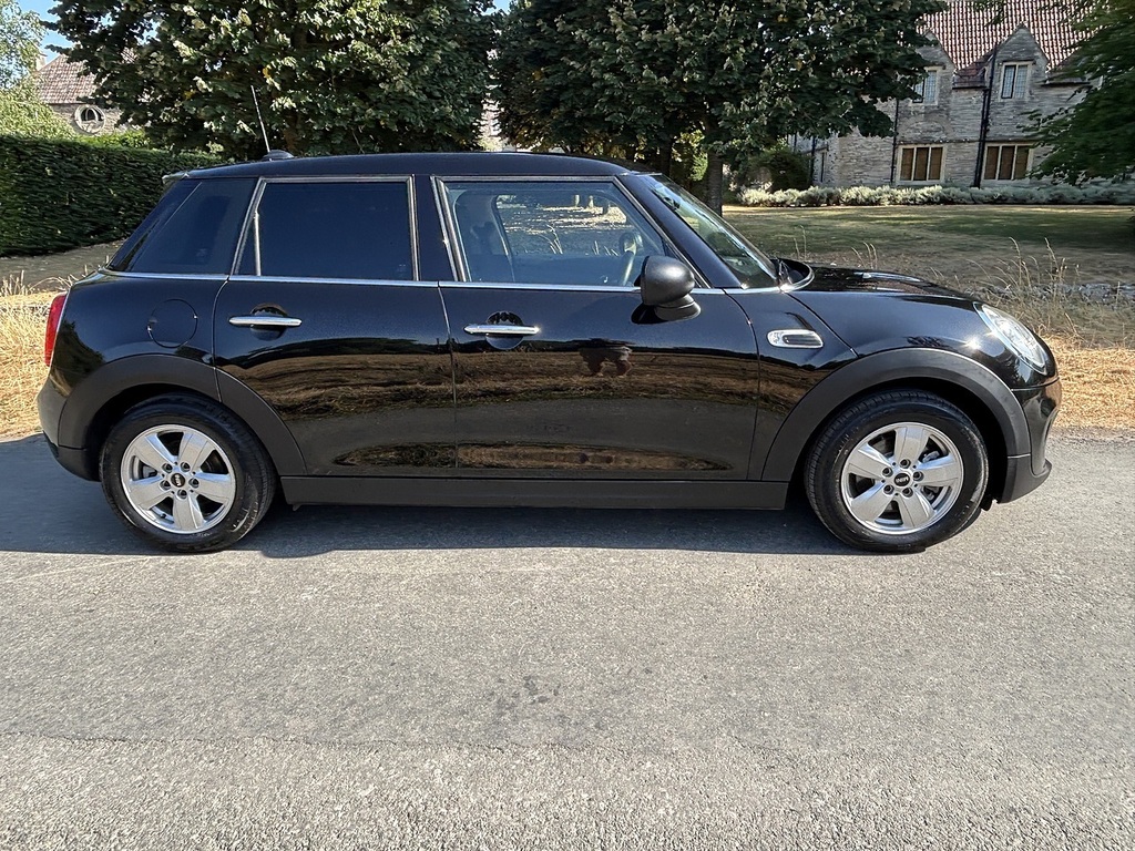 Mini Hatch U556471 Black #5