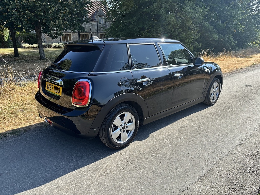 Mini Hatch U556471 Black #6