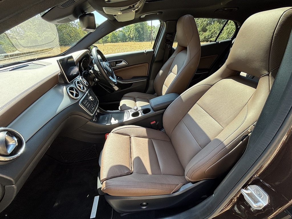 Mercedes-Benz GLA Class 2.1 Gla200 Cdi Sport Suv 7G-dct Euro 6 Blue #19