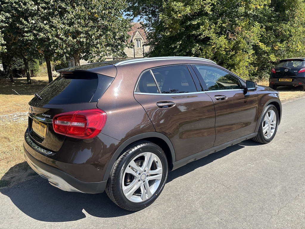 Mercedes-Benz GLA Class Gla250 4Matic Sport U556643 Brown #6