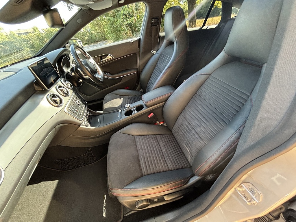 Mercedes-Benz CLA Class Estate 2.1 Cla200 Cdi Sport Shooting Brake 7G-dct Black #20