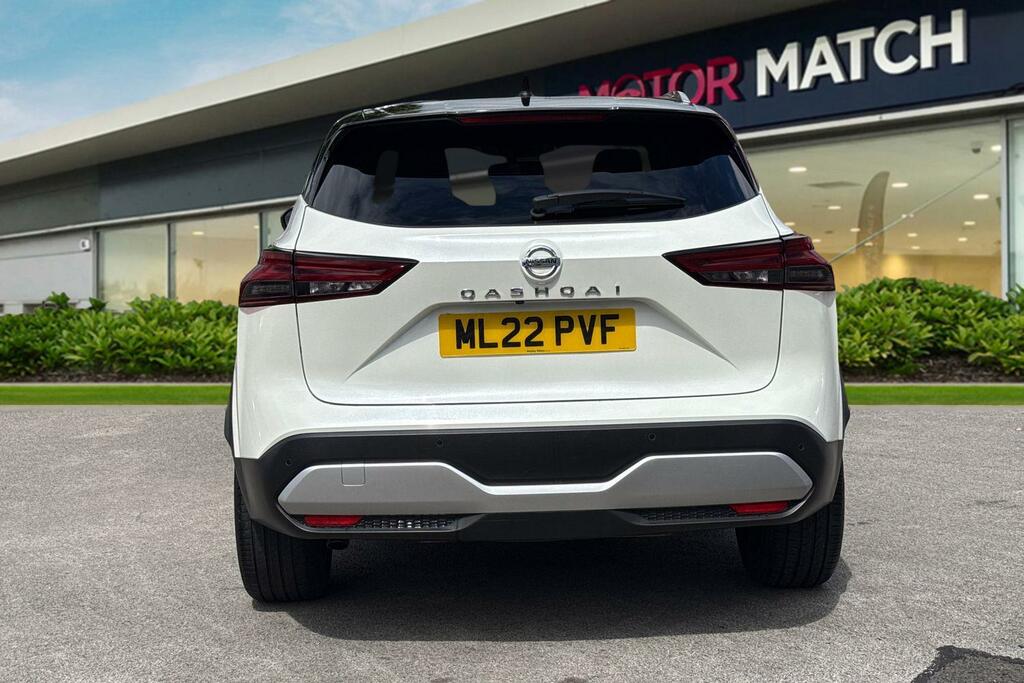 Nissan Qashqai 1.3 Dig-t Mhev Tekna Xtron Euro 6 Ss ML22PVF White #4