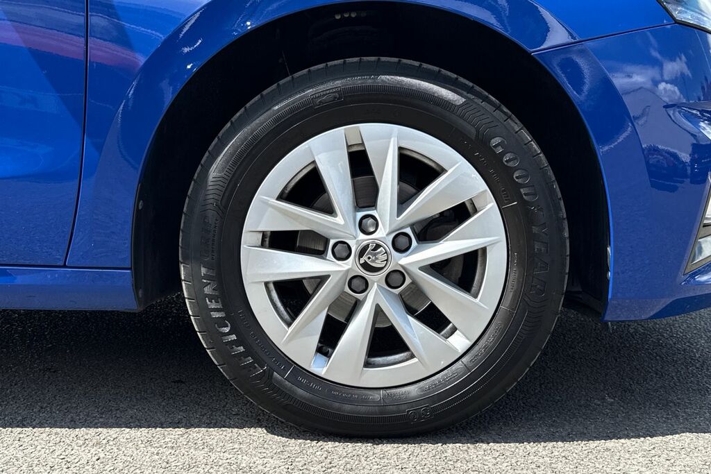 Skoda Fabia 1.0 Mpi Se Comfort Euro 6 Ss FL72OHT Blue #6