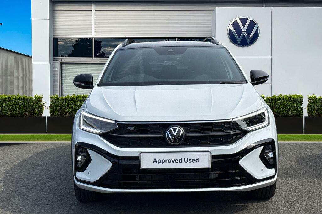 Volkswagen Taigo 1.5 Tsi 150 Black Edition Dsg Keyless Access DF75WHN White #5