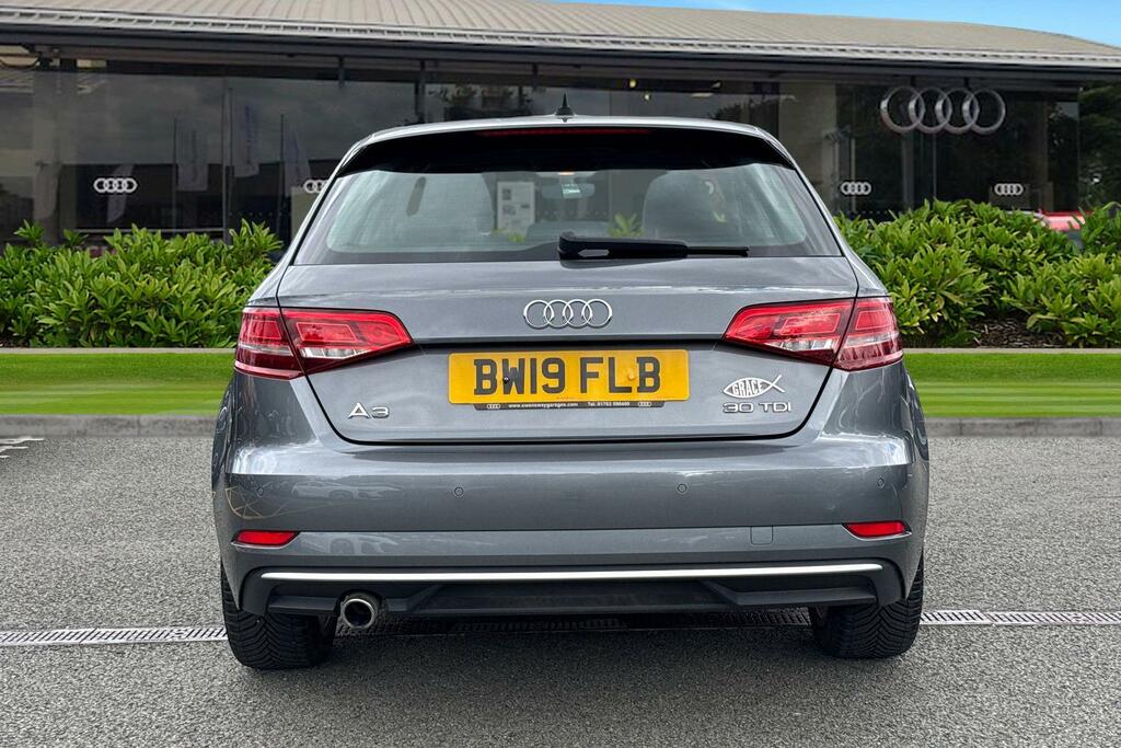 Audi A3 Sport 30 Tdi 116 Ps S Tronic Grey #4
