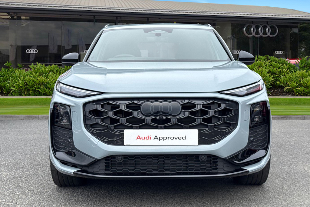 Audi Q3 Suv Launch Edition Tfsi Quattro 265 Ps S Tronic Grey #5