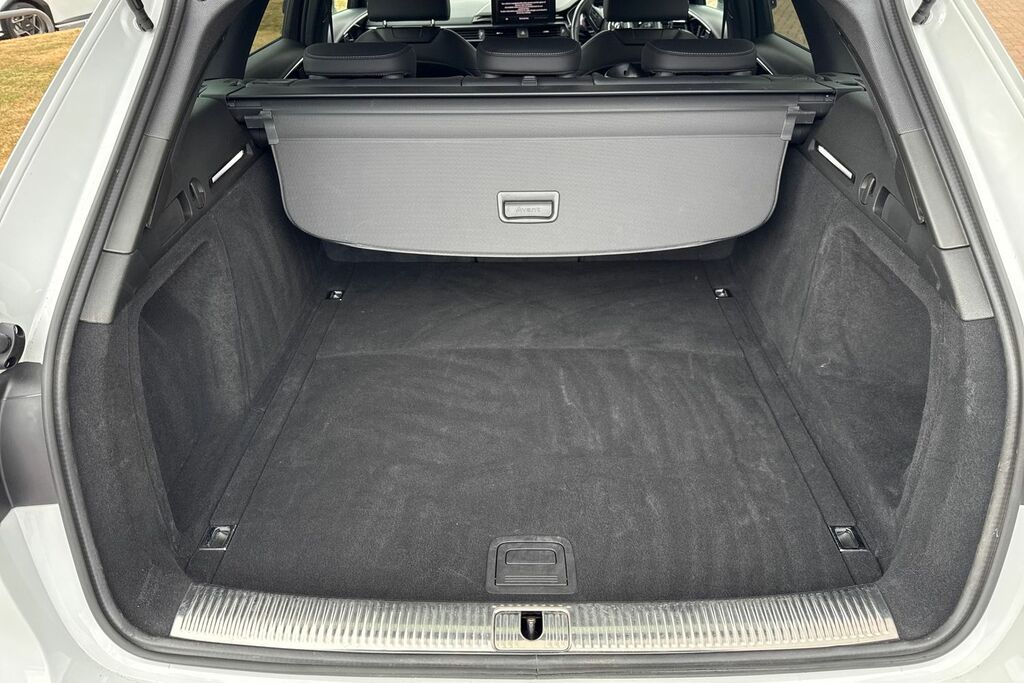 Audi A4 Avant Avant 40 Tfsi 204 Ps S Tronic White #6