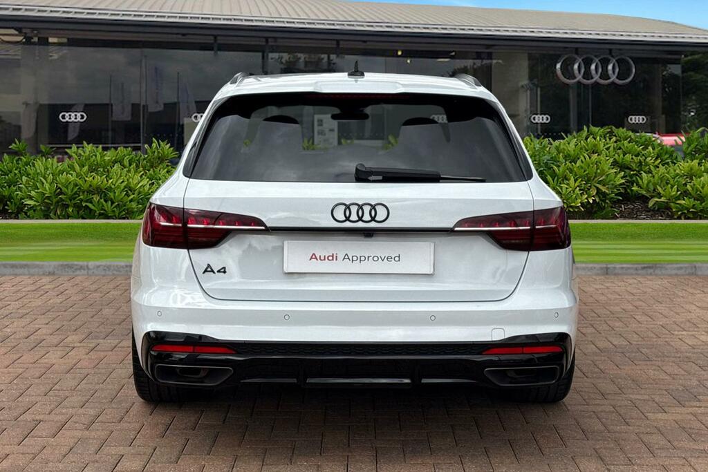 Audi A4 Avant Avant 40 Tfsi 204 Ps S Tronic White #4