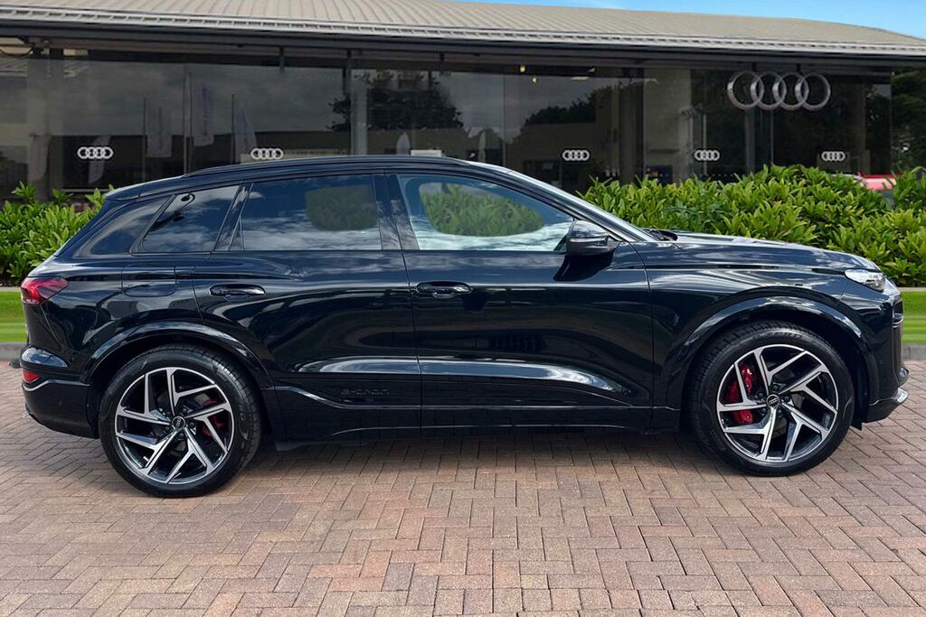 Audi Q6 E-Tron Q6 Suv Edition 1 E-tron Performance 225,00 Kw Black #3