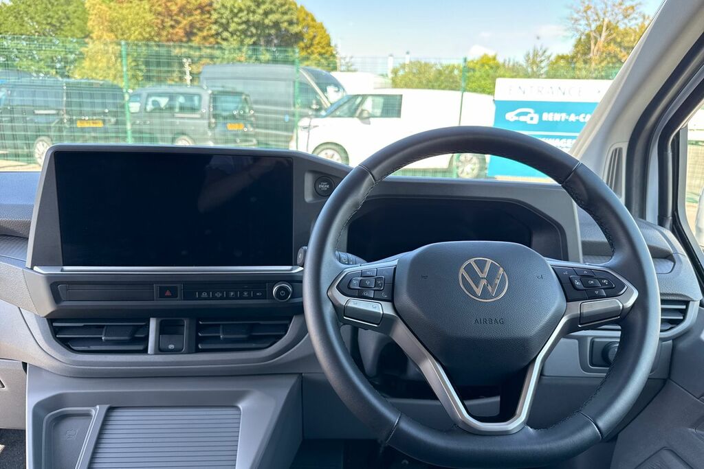 Volkswagen Transporter 2.0 Tdi 150 Commerce Pro Kombi Van Green #17