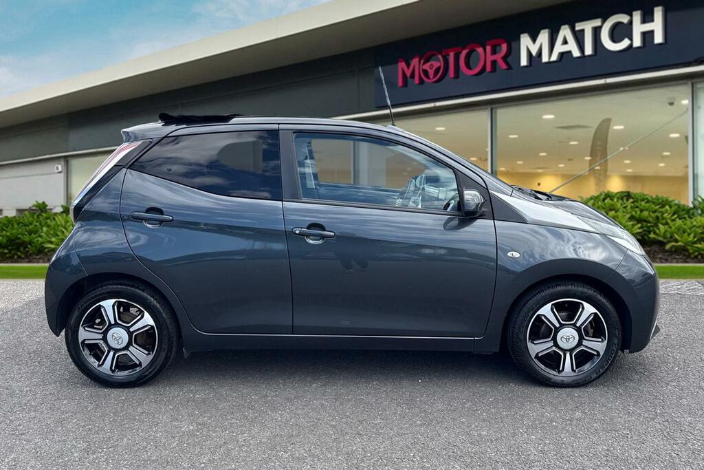 Toyota Aygo 1.0 Vvt-i X-clusiv Euro 6 Grey #3