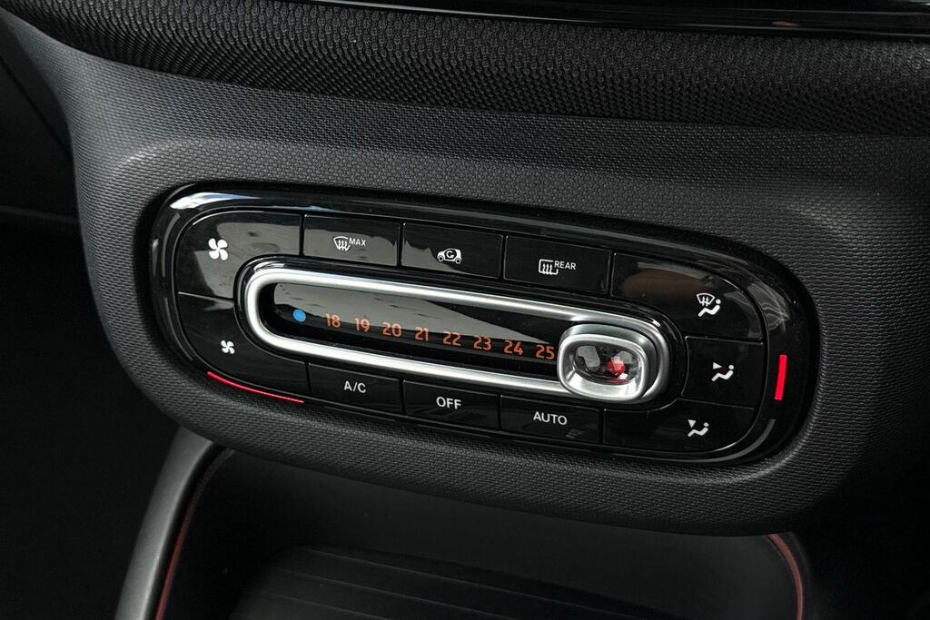 Smart Forfour 60Kw Eq Prime Exclusive 17Kwh 22Kwch Black #18
