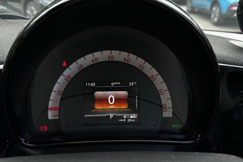 Smart Forfour 60Kw Eq Prime Exclusive 17Kwh 22Kwch Black #31