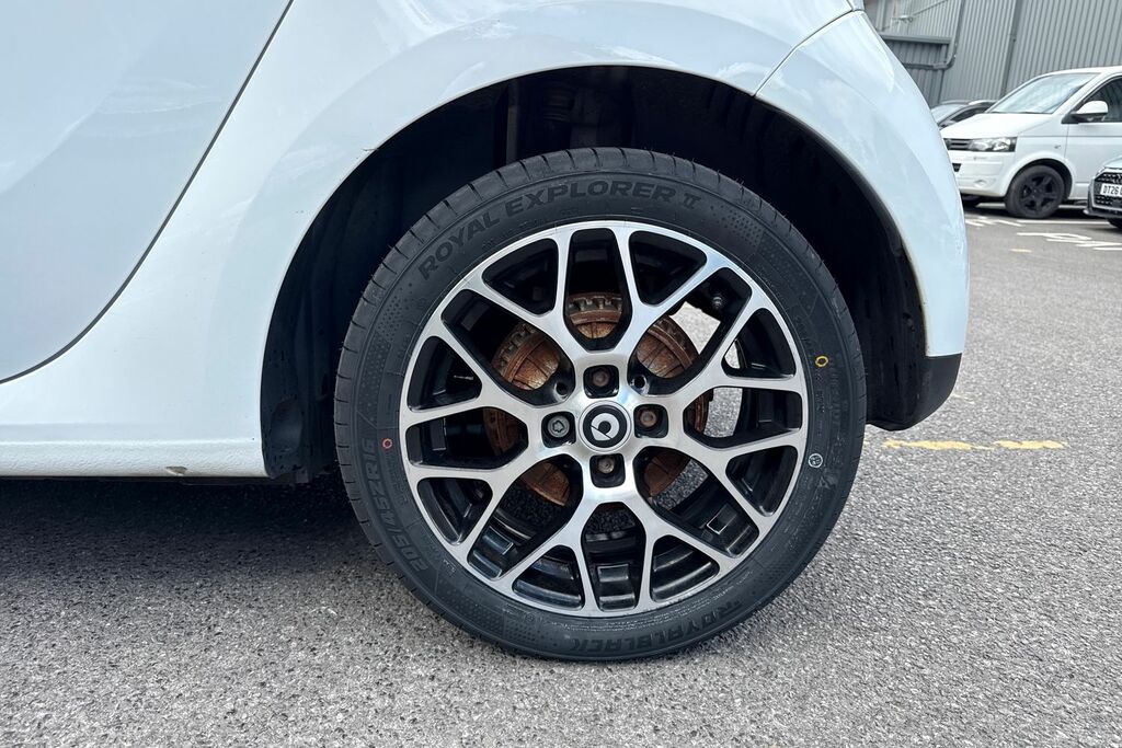 Smart Forfour 60Kw Eq Prime Exclusive 17Kwh 22Kwch Black #21