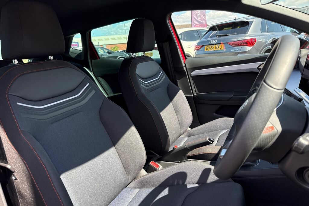 Seat Ibiza 1.0 Tsi 95 Fr Black Edition Grey #23