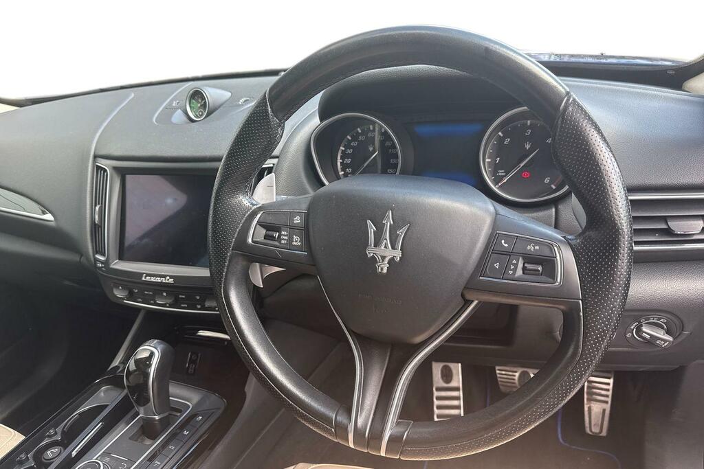 Maserati Levante Suv Black #17