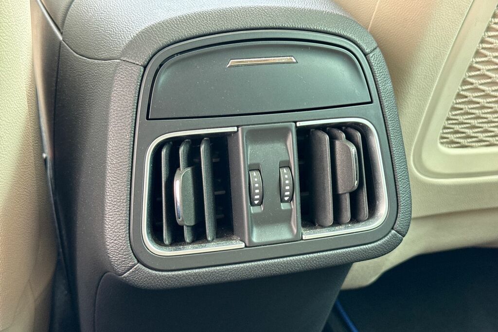 Maserati Levante Suv Black #32