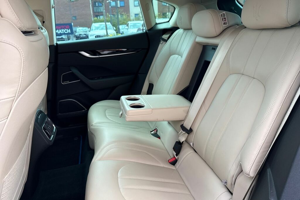 Maserati Levante Suv Black #18