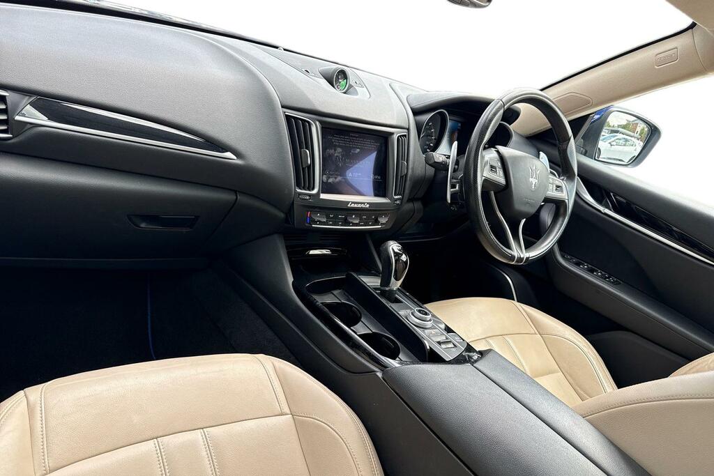 Maserati Levante Suv Black #14