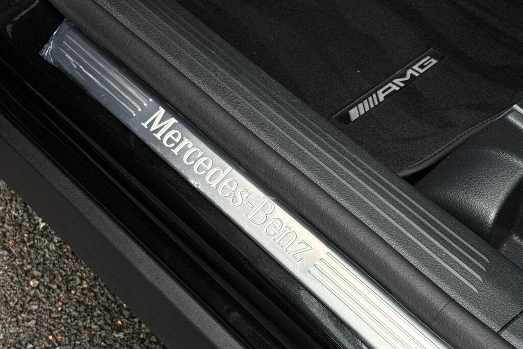 Mercedes-Benz GLB Class Glb 200 Amg Line Premium Plus 7G-tronic Silver #35