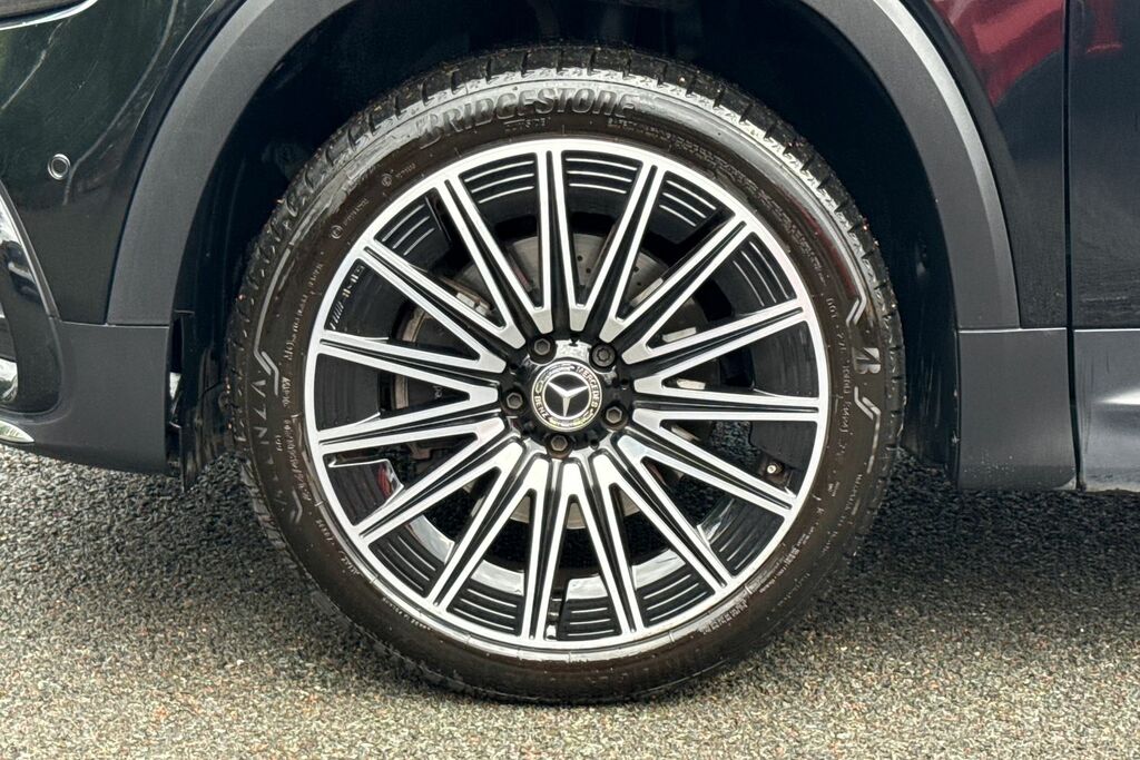 Mercedes-Benz GLB Class Glb 200 Amg Line Premium Plus 7G-tronic Silver #14