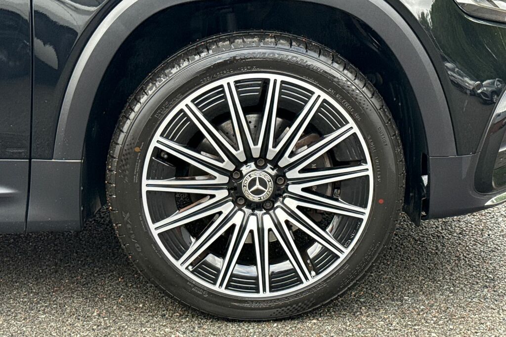 Mercedes-Benz GLB Class Glb 200 Amg Line Premium Plus 7G-tronic Silver #11