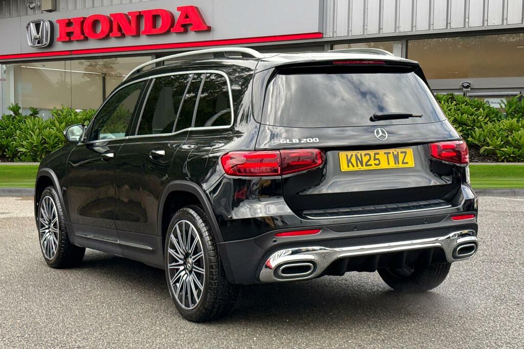 Mercedes-Benz GLB Class 1.3 Glb200h Mhev Amg Line Premium 7G-dct Euro 6 Black #2