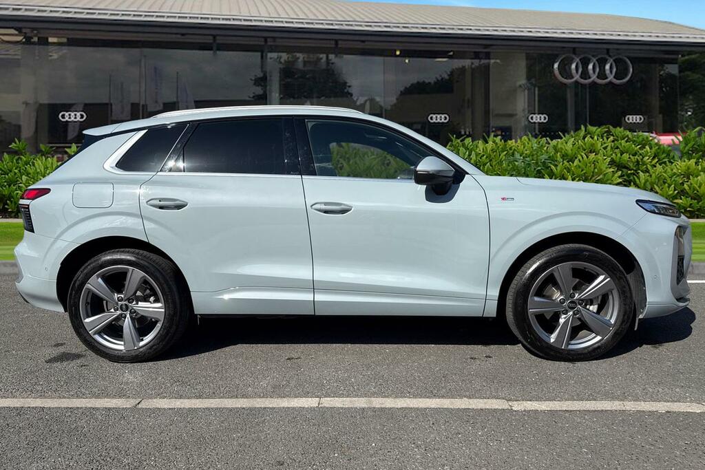 Audi Q3 Suv S Line Tfsi 150 Ps S Tronic Grey #3
