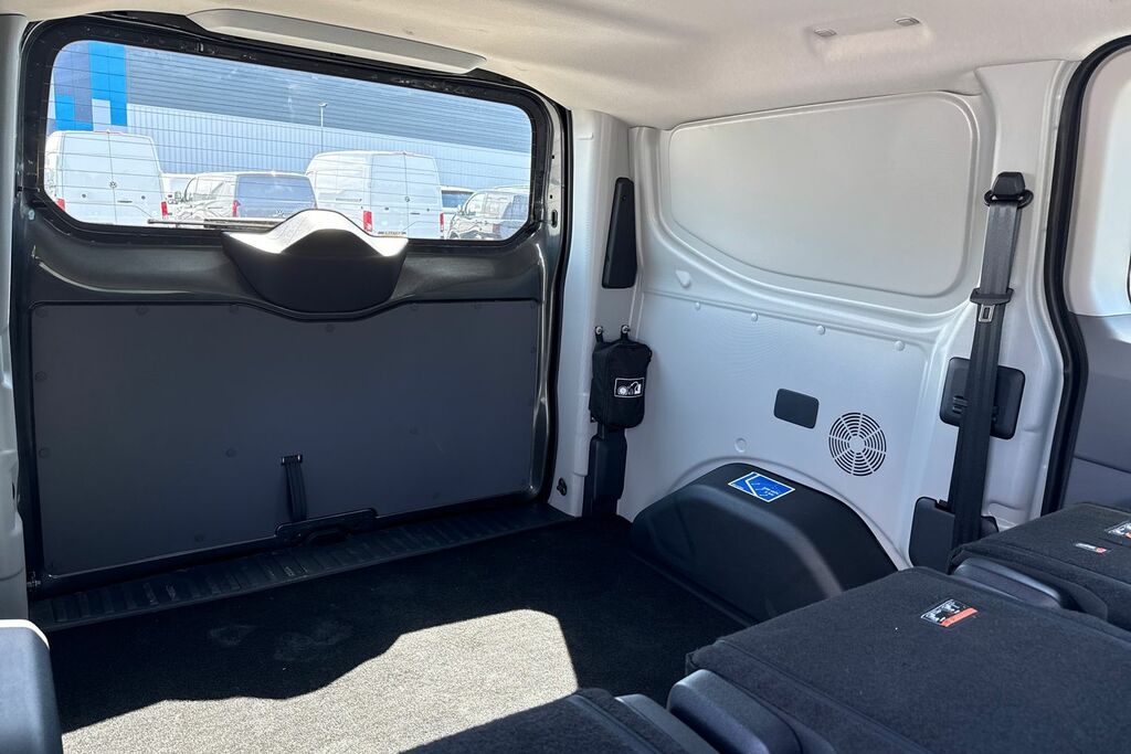 Volkswagen E-Transporter 136Ps 100Kw 65Kwh Commerce Plus Van Grey #32