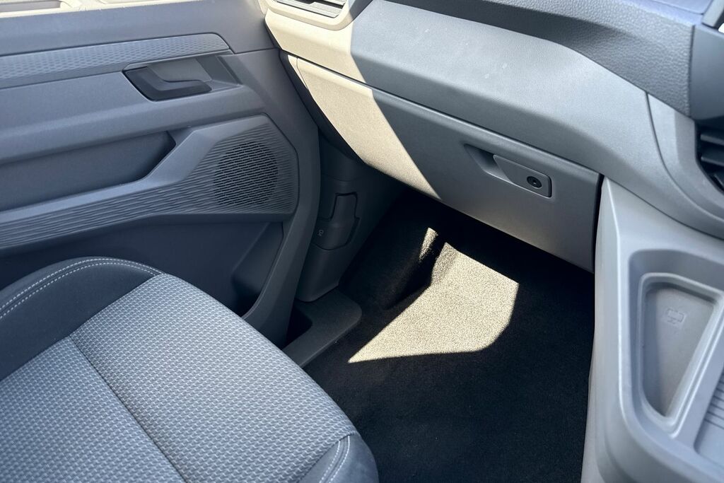 Volkswagen E-Transporter 136Ps 100Kw 65Kwh Commerce Plus Van Grey #19