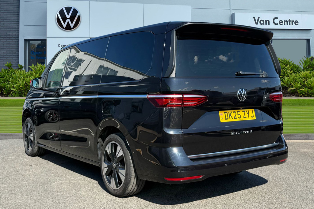 Volkswagen Multivan 2.0 Tdi Style Lwb Dsg Black #2