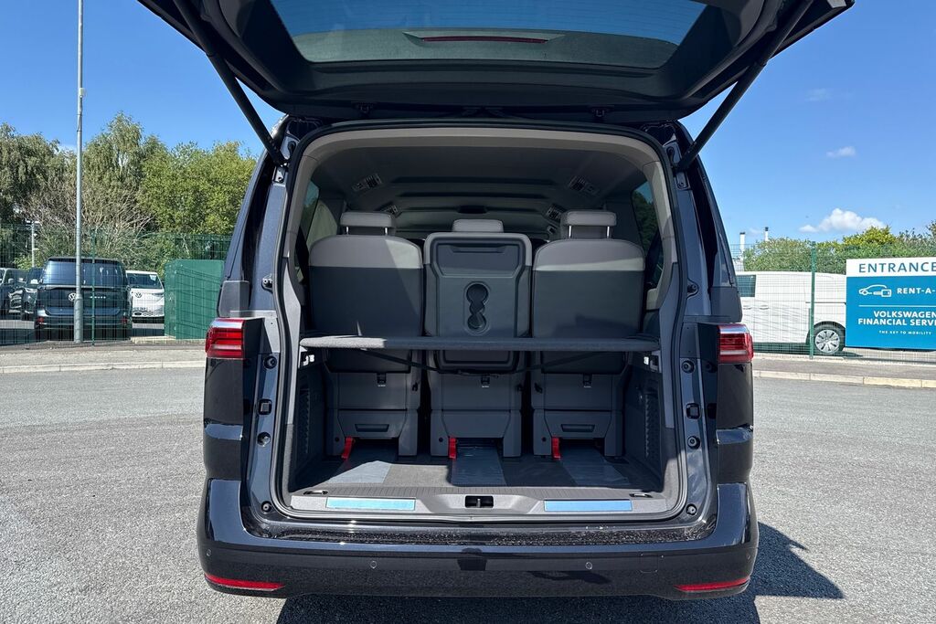 Volkswagen Multivan 2.0 Tdi Style Lwb Dsg Black #6
