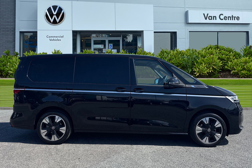 Volkswagen Multivan 2.0 Tdi Style Lwb Dsg Black #3