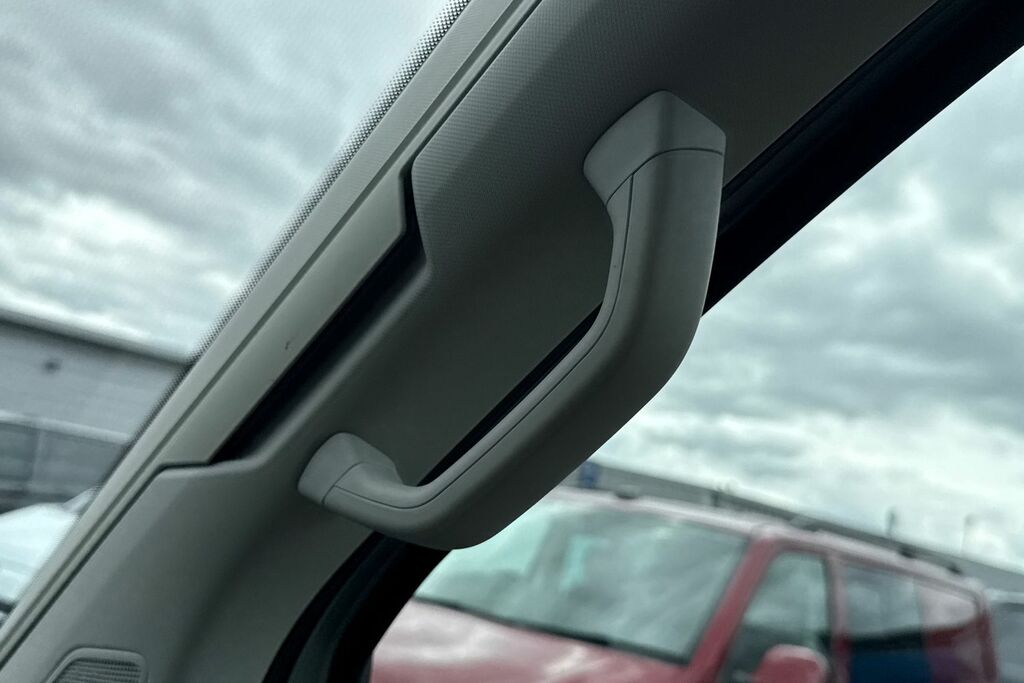 Volkswagen California Mpv White #43