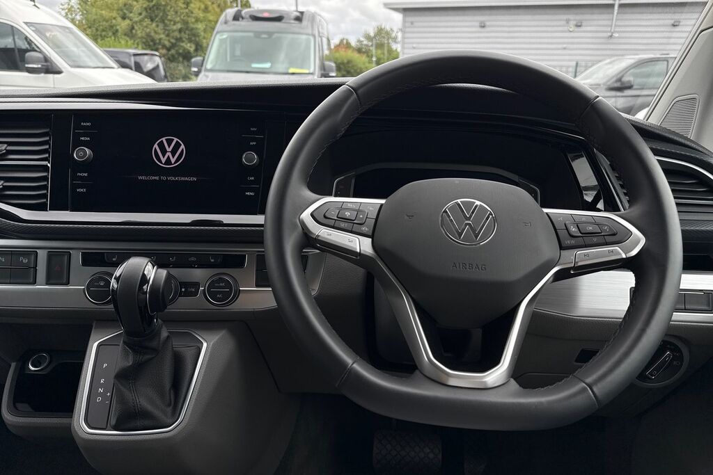 Volkswagen California Mpv White #17