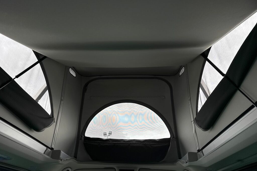 Volkswagen California Mpv White #32
