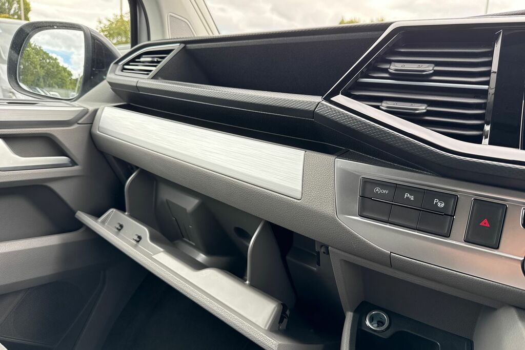 Volkswagen California Mpv White #38