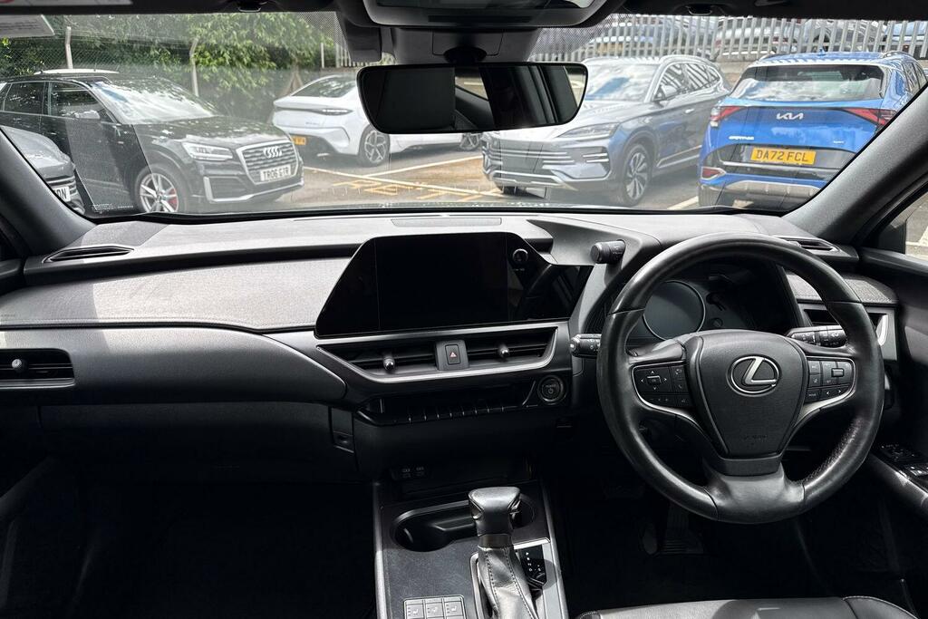 Lexus UX 300E 150Kw 54.3 Kwh E-cvt Takumi Pack Black #26