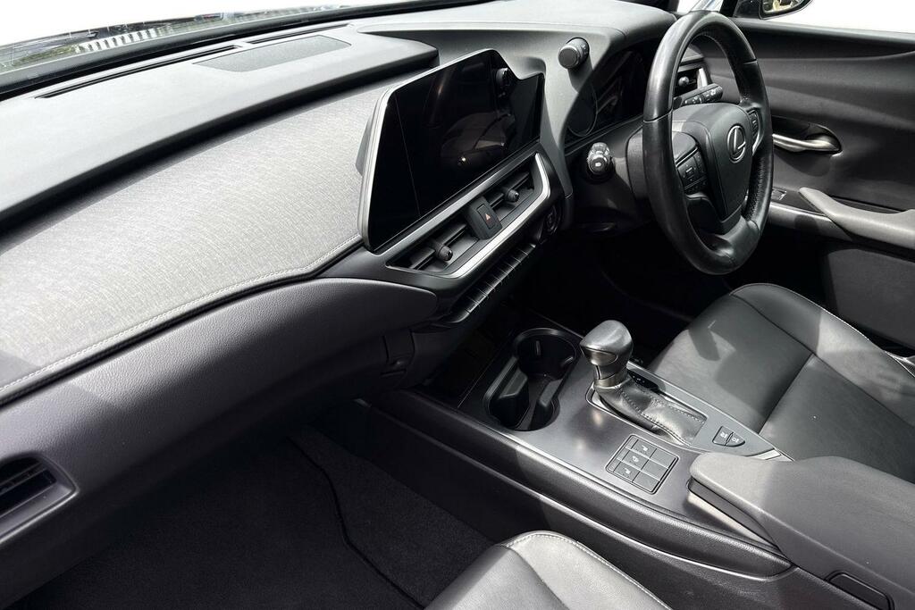 Lexus UX 300E 150Kw 54.3 Kwh E-cvt Takumi Pack Black #8