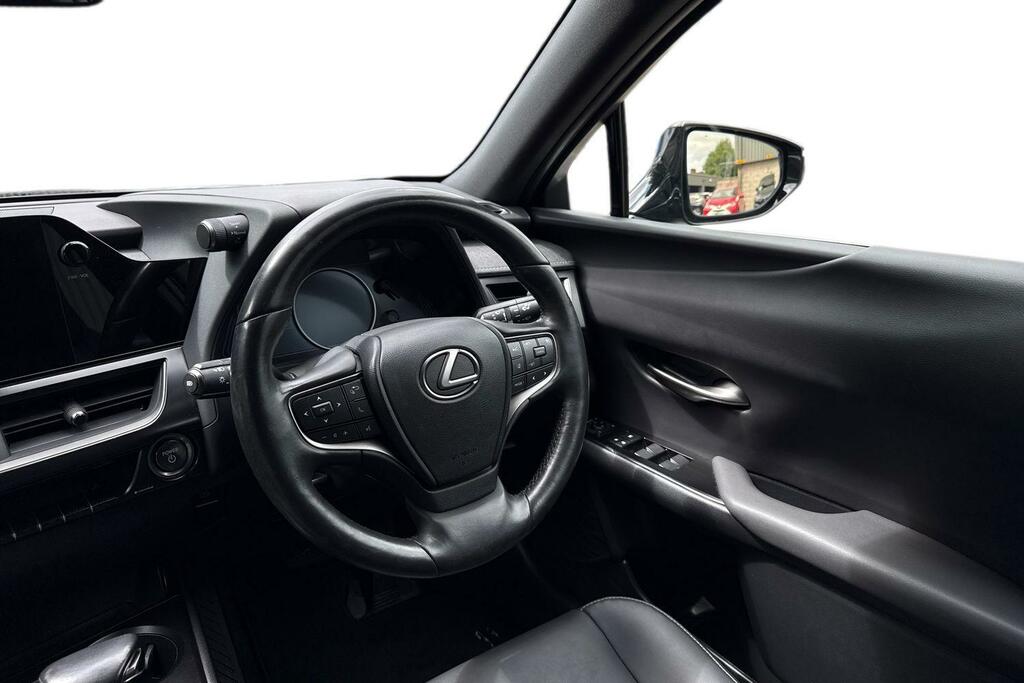 Lexus UX 300E 150Kw 54.3 Kwh E-cvt Takumi Pack Black #12