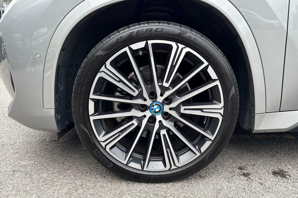 BMW iX1 230Kw Xdrive30 M Sport 65Kwh Silver #6