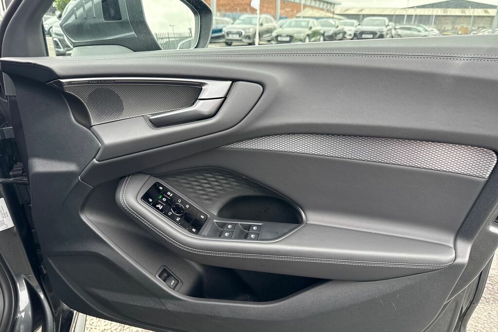 Audi A5 2.0 Tfsi 45 Black Edition Sportback S T Green #20