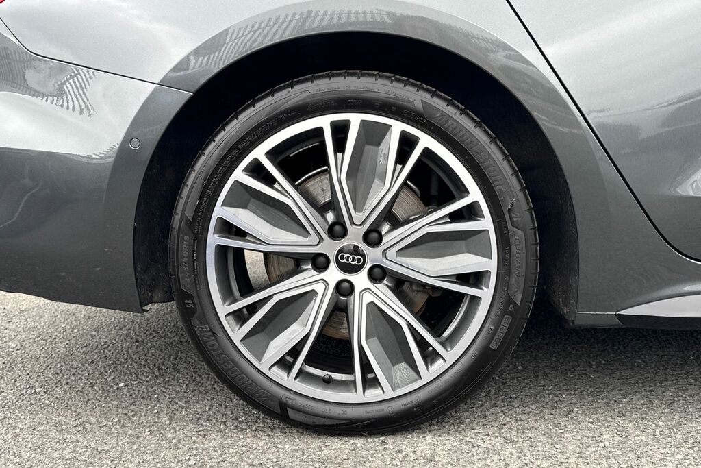 Audi A5 2.0 Tfsi 45 Black Edition Sportback S T Green #10