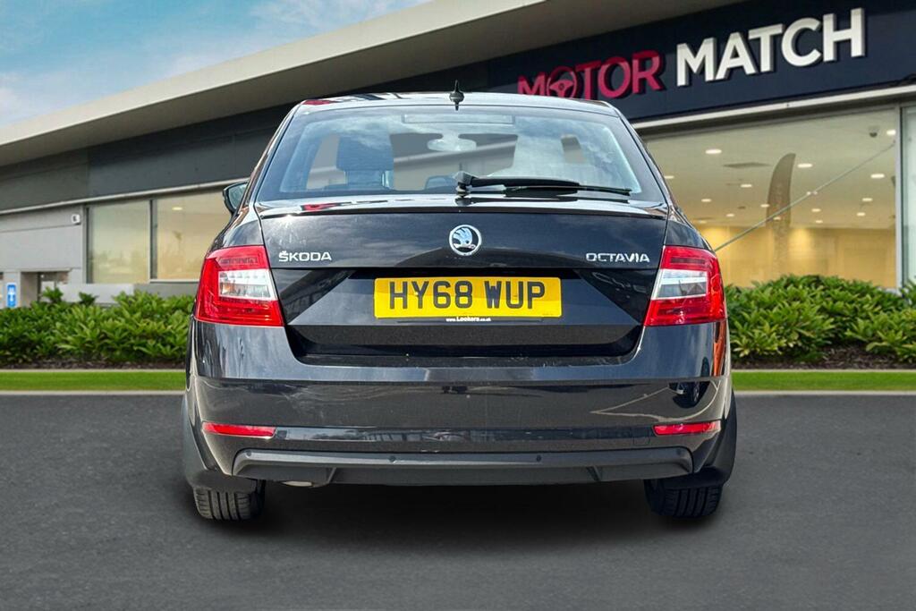 Skoda Octavia 1.5 Tsi Act Se Technology Euro 6 Ss Black #4