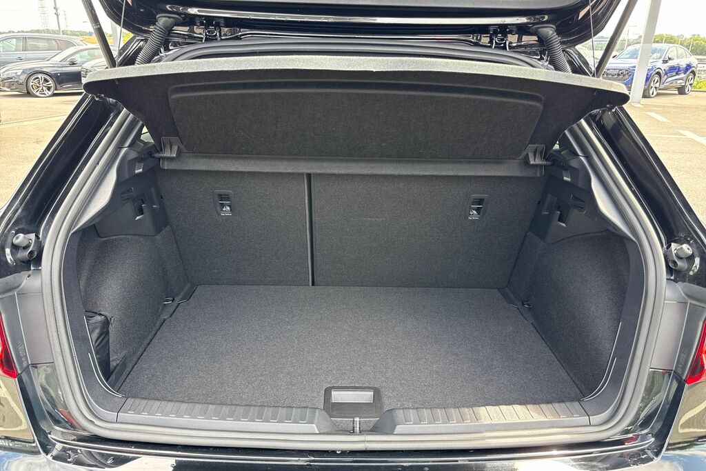 Audi A1 S Line 35 Tfsi 150 Ps S Tronic Black #6